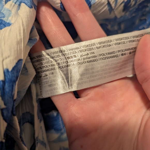 Mango Floral Cropped Tie Top - Picture 7 of 7